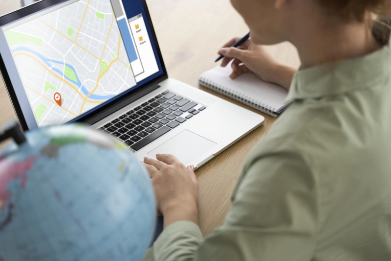 Image de couverture de l'article SEO local : comment attirer plus de clients grâce à Google à Draguignan et dans le Var