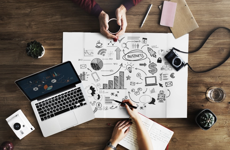 Image de couverture de l'article Création de site internet professionnel à Draguignan : augmentez votre visibilité et vos clients en 2025