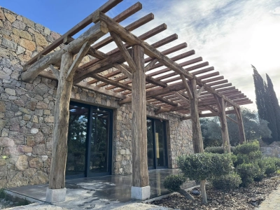 <br />
<b>Deprecated</b>:  htmlspecialchars(): Passing null to parameter #1 ($string) of type string is deprecated in <b>/home/u272898465/domains/webmize.fr/public_html/projets/wm-couverture/templates/galerie.php</b> on line <b>59</b><br />
